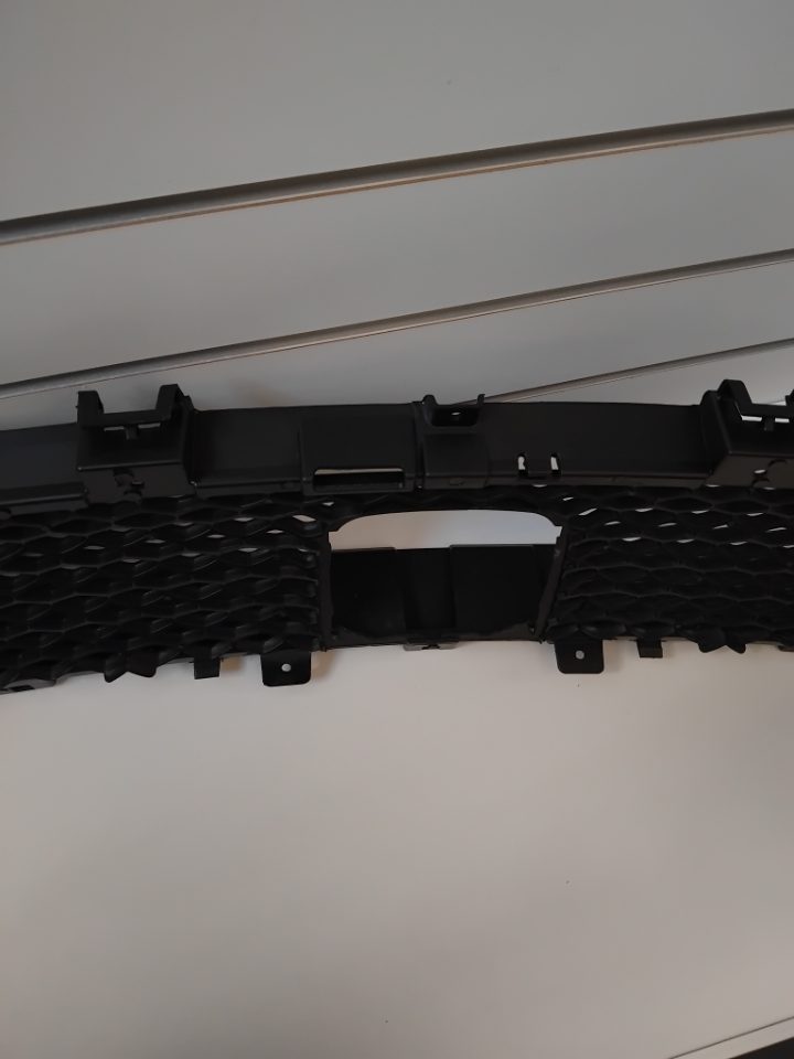 Aftermarket Lower Bumper Grill Jeep Grand Cherokee SRT8 Trackhawk 2016-2021 New