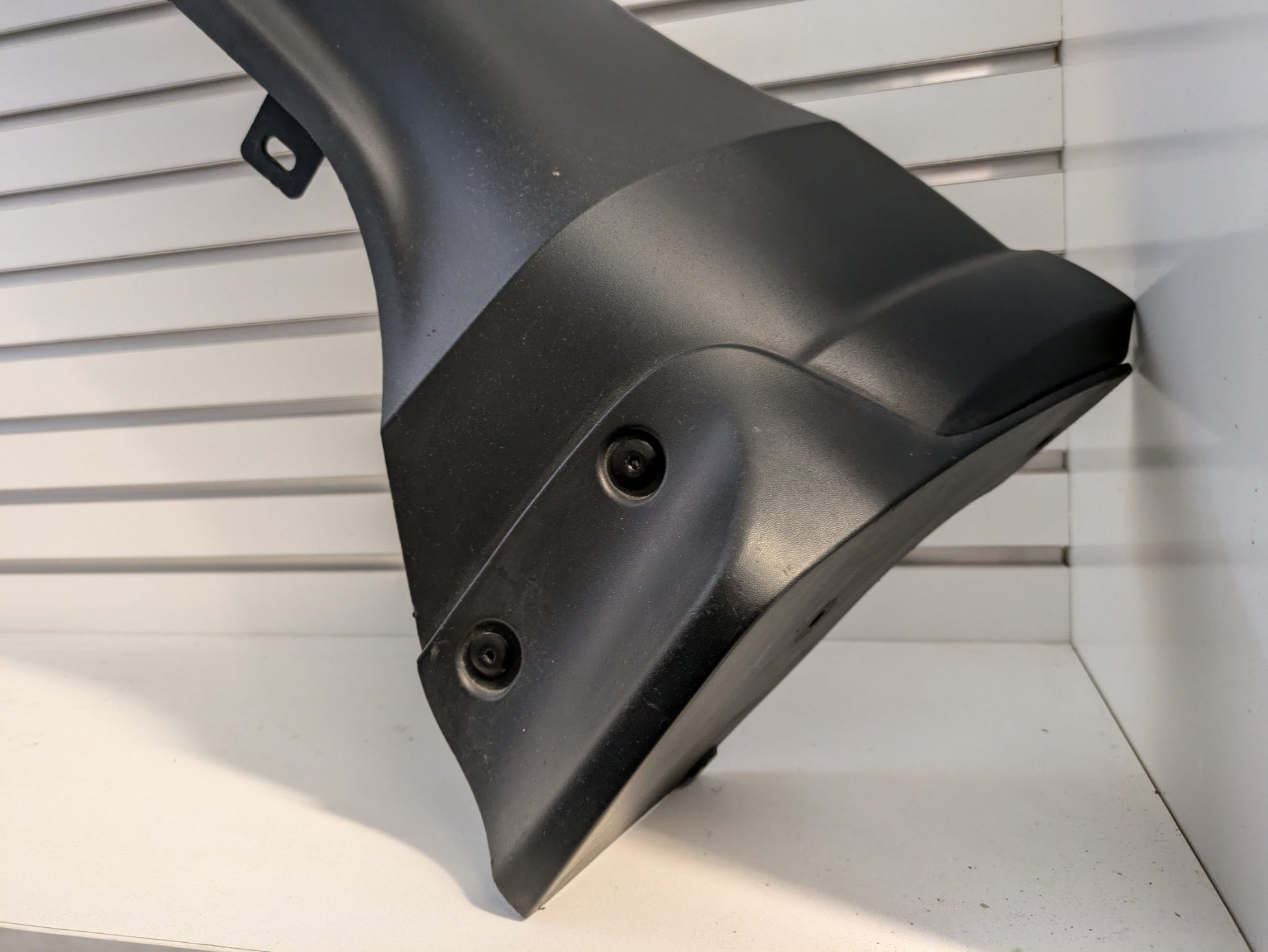 Genuine Left Side Skirt Rocker Molding Jeep Grand Cherokee WK2 2014-2016 Used