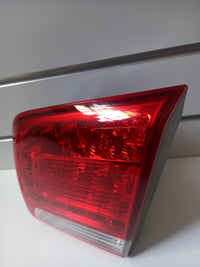 Genuine RH Inner Bootlid Light LED Kia Sorento XM 2009 - 2012 Pre Facelift Used