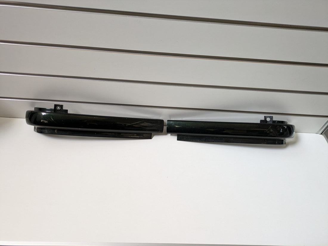 Genuine LH & RH Finisher Trim Molding Land Rover Discovery L318 1998 - 2001 Used