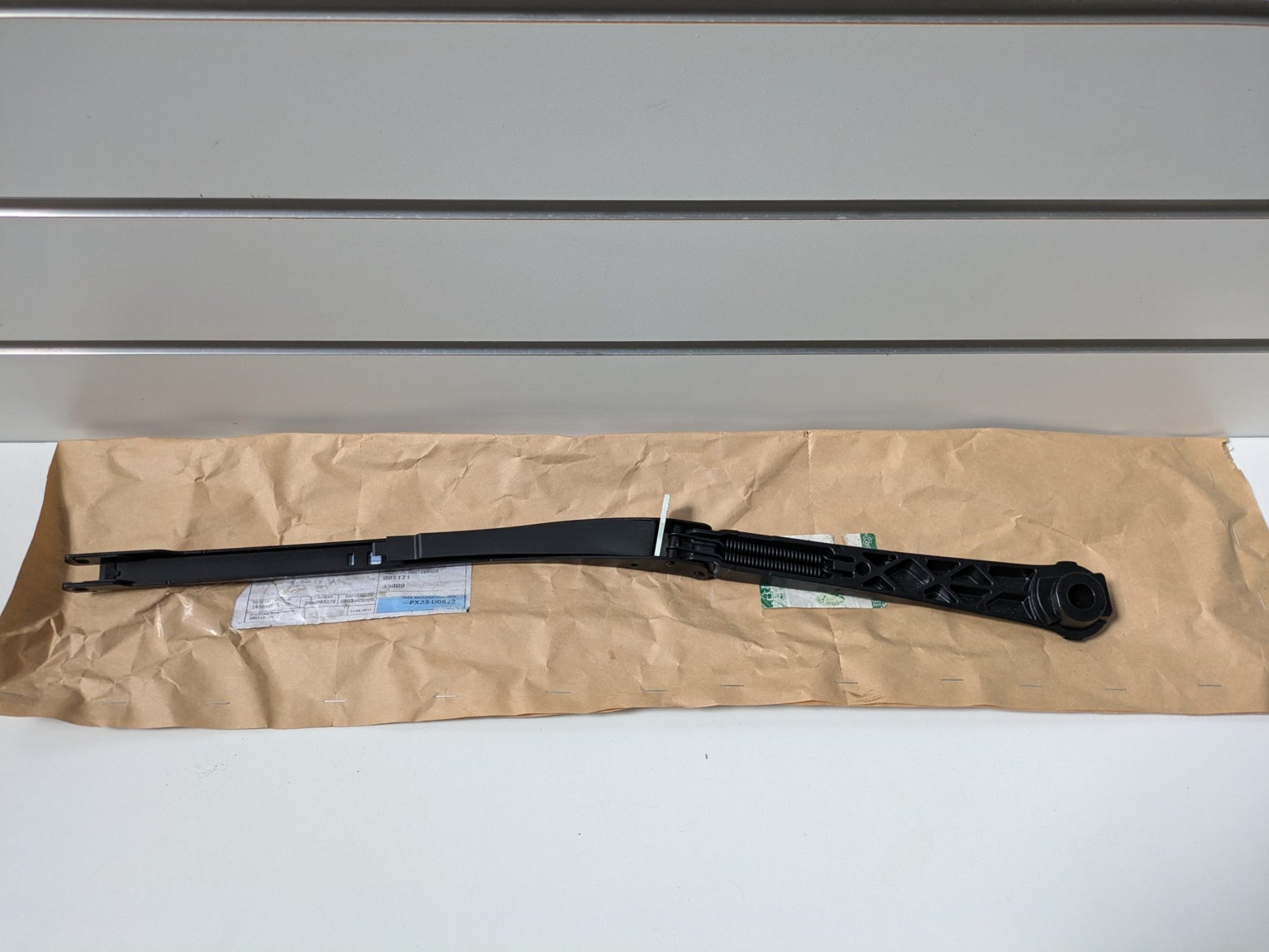 Genuine RH Windshield Wiper Arm Land Rover Range Rover III L322 2001 – 2012 New