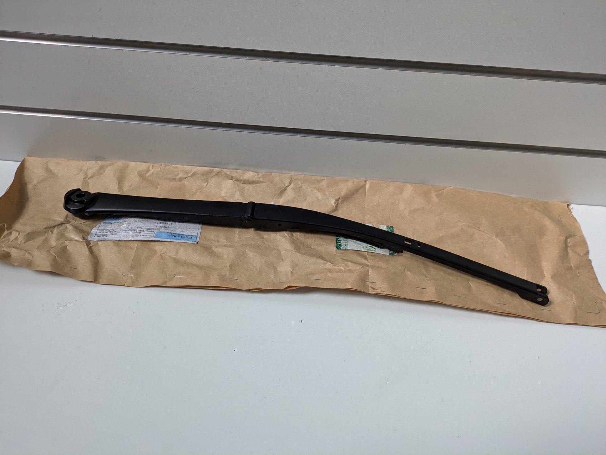 Genuine RH Windshield Wiper Arm Land Rover Range Rover III L322 2001 – 2012 New