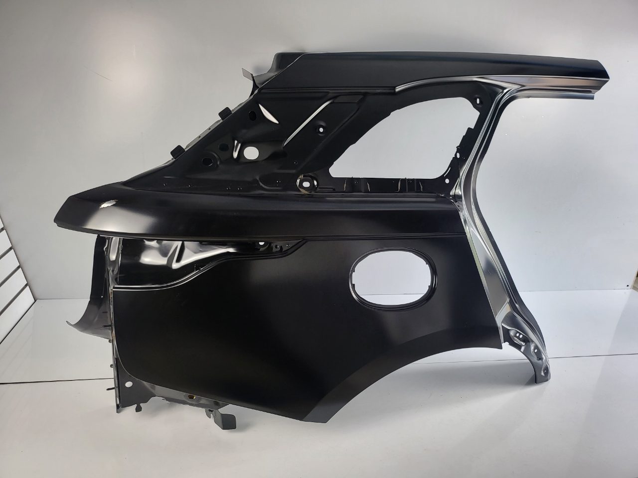 Genuine RH Rear Quarter Panel Land Rover Range Rover Velar L560 2018-2023