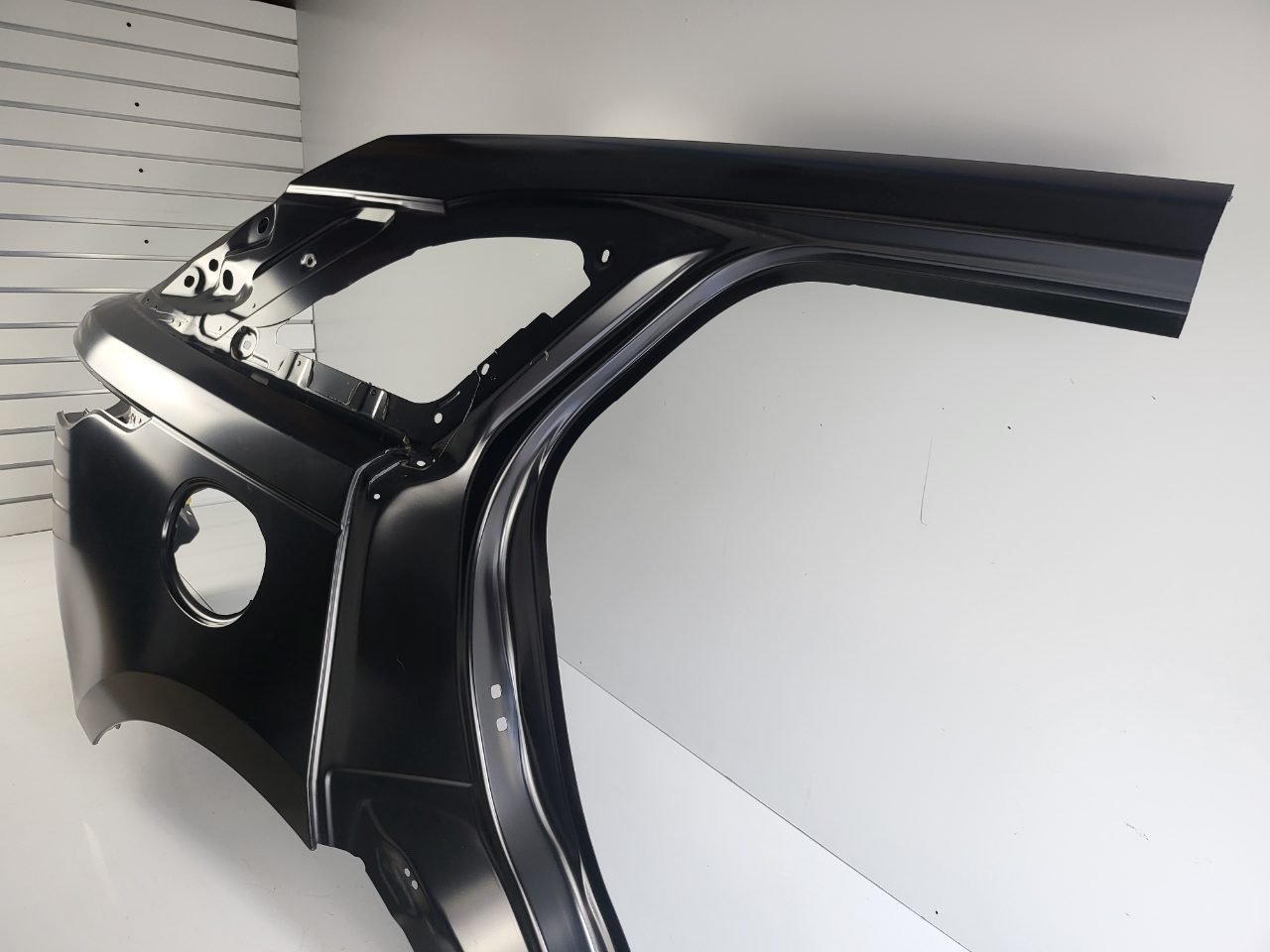 Genuine RH Rear Quarter Panel Land Rover Range Rover Velar L560 2018-2023