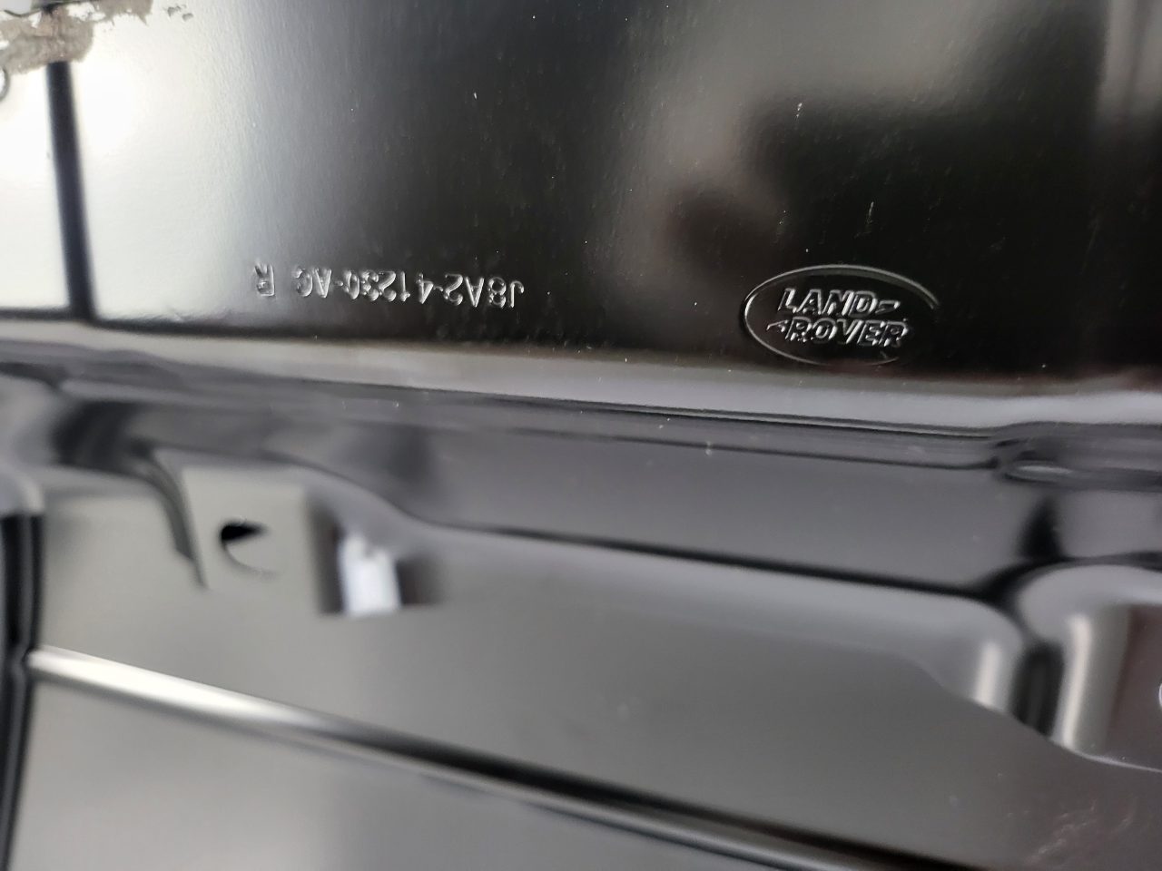 Genuine RH Rear Quarter Panel Land Rover Range Rover Velar L560 2018-2023