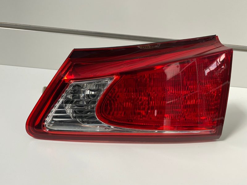 Genuine RH Inner Taillight Lexus Is Facelift XE20 2008-2013 Used