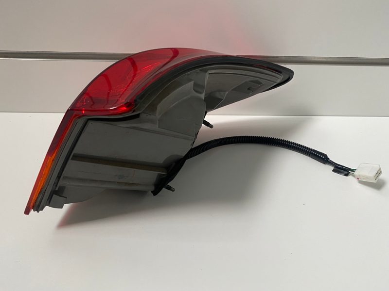 Genuine LH Taillight Lexus IS Pre-Facelift XE20 2005-2008 Used