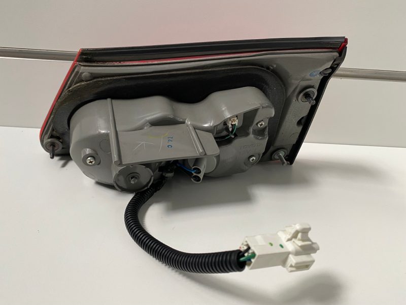 Genuine LH Inner Taillight Lexus Is pre Facelift XE20 2005-2008 Used