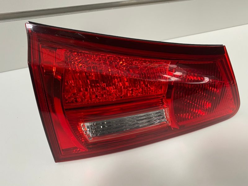Genuine LH Inner Taillight Lexus Is pre Facelift XE20 2005-2008 Used