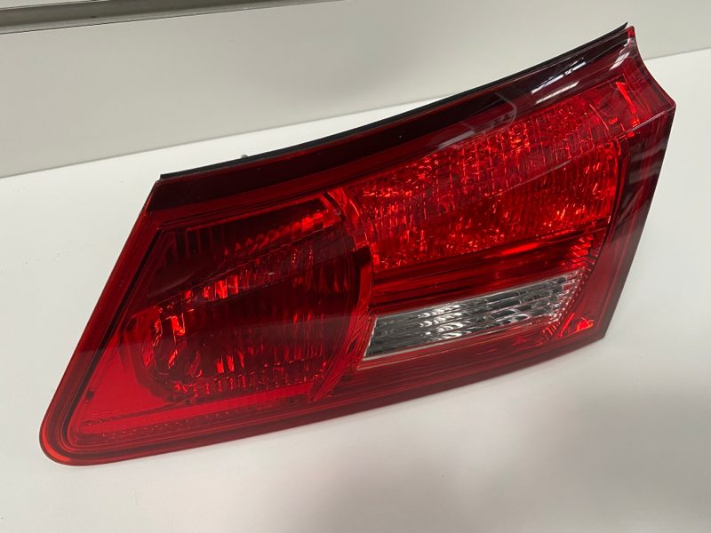 Genuine RH Taillight Lexus IS Pre-Facelift XE20 2005-2008 Used