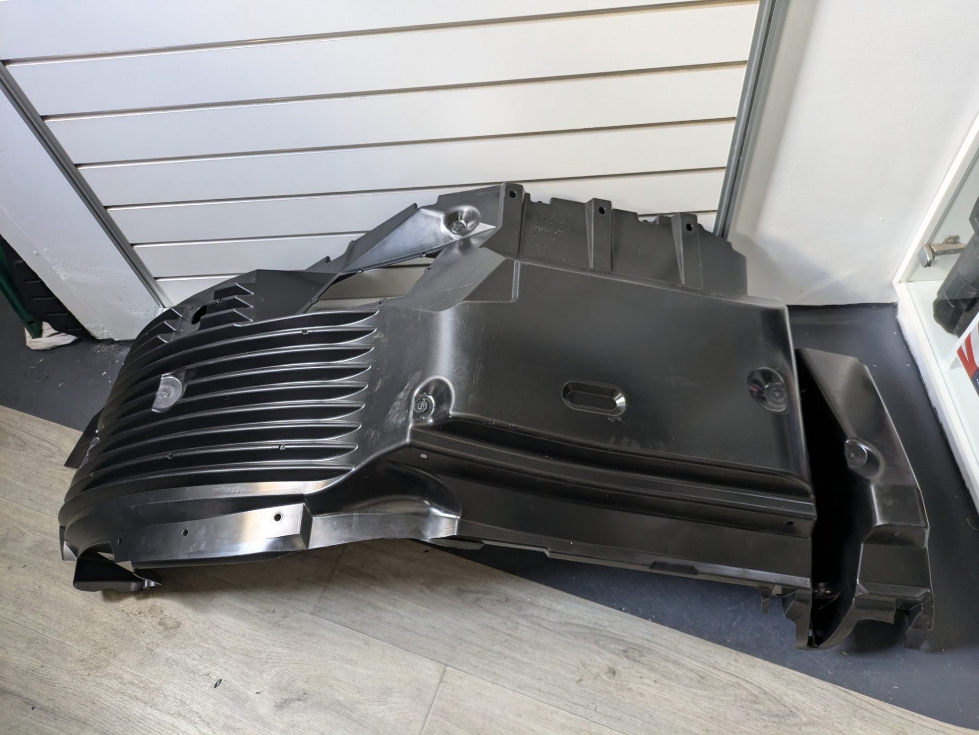 Genuine LH Wing Liner Man TGX 2005 - 2024 New