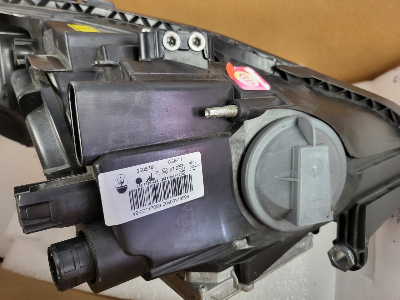 Genuine LH Headlight Maserati GranTurismo Mc Stradale &amp; Sport FL 2013 - 2019 Used