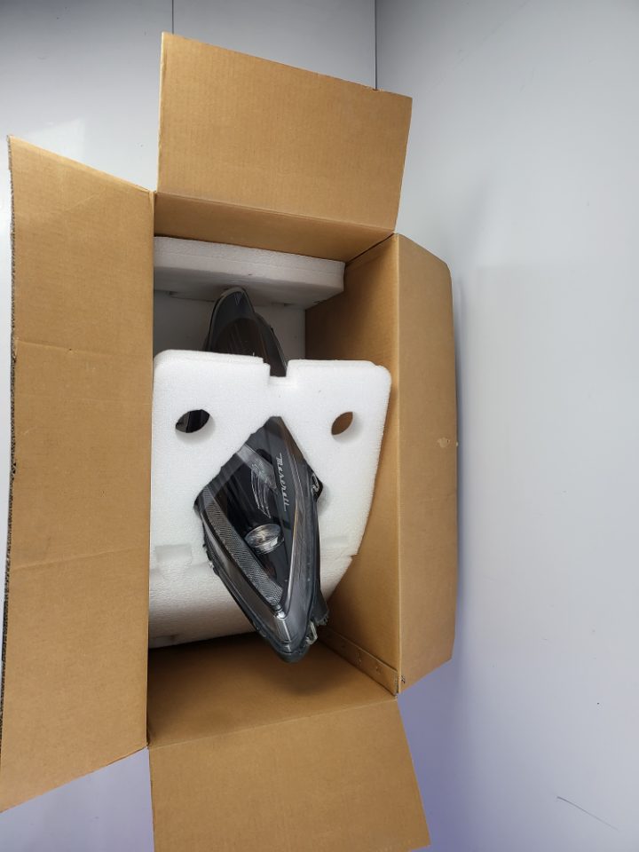 Genuine LH Headlight Maserati GranTurismo Mc Stradale &amp; Sport FL 2013 - 2019 Used