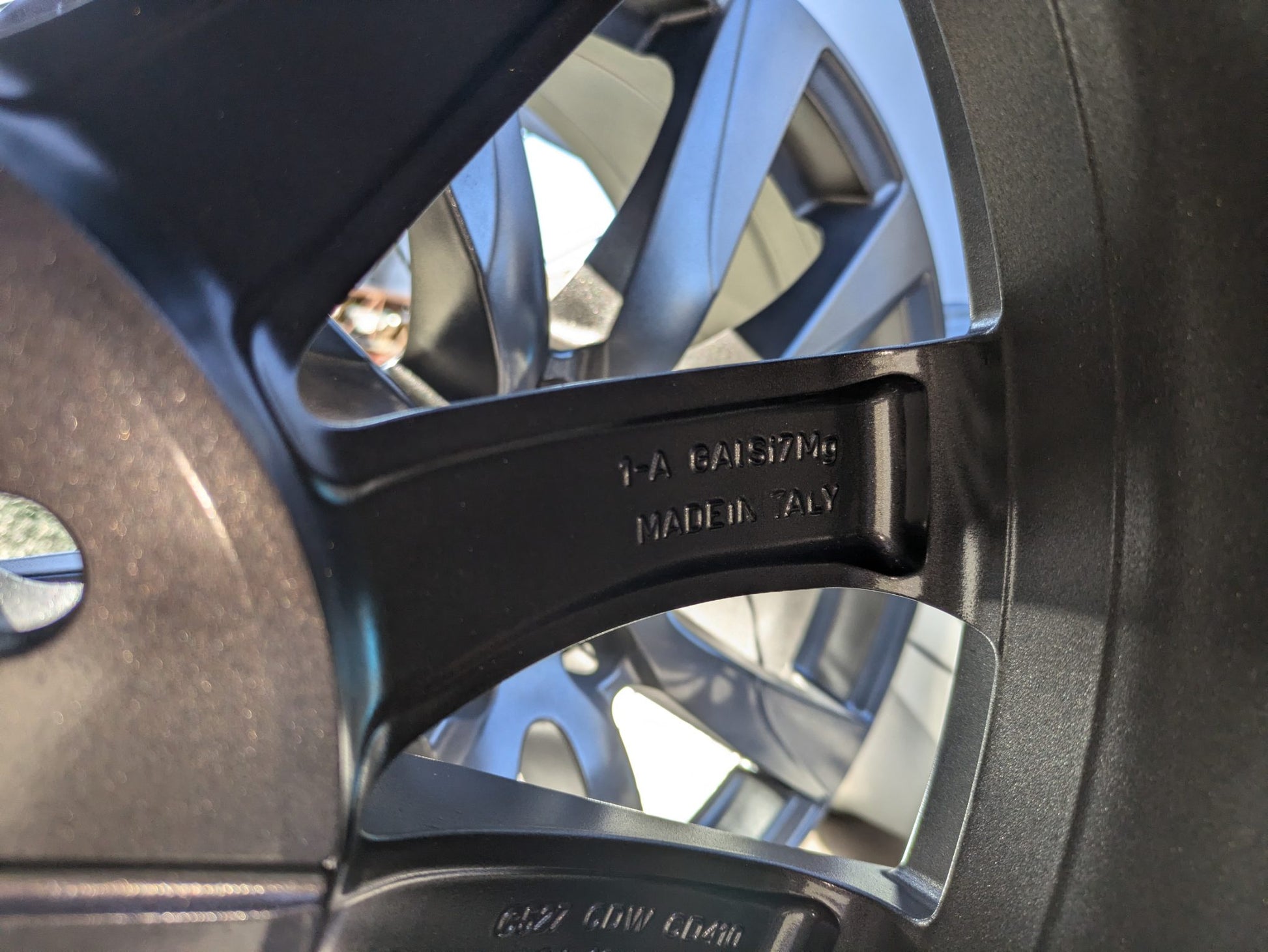 Genuine 18" x 8" Wheels Maserati Levante Tipo M161 2017 - 2022 Used