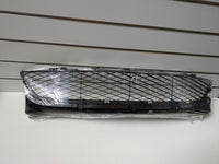 Genuine Front Bumper Grill Mazda 3 Axela BK 2004 – 2006 Used