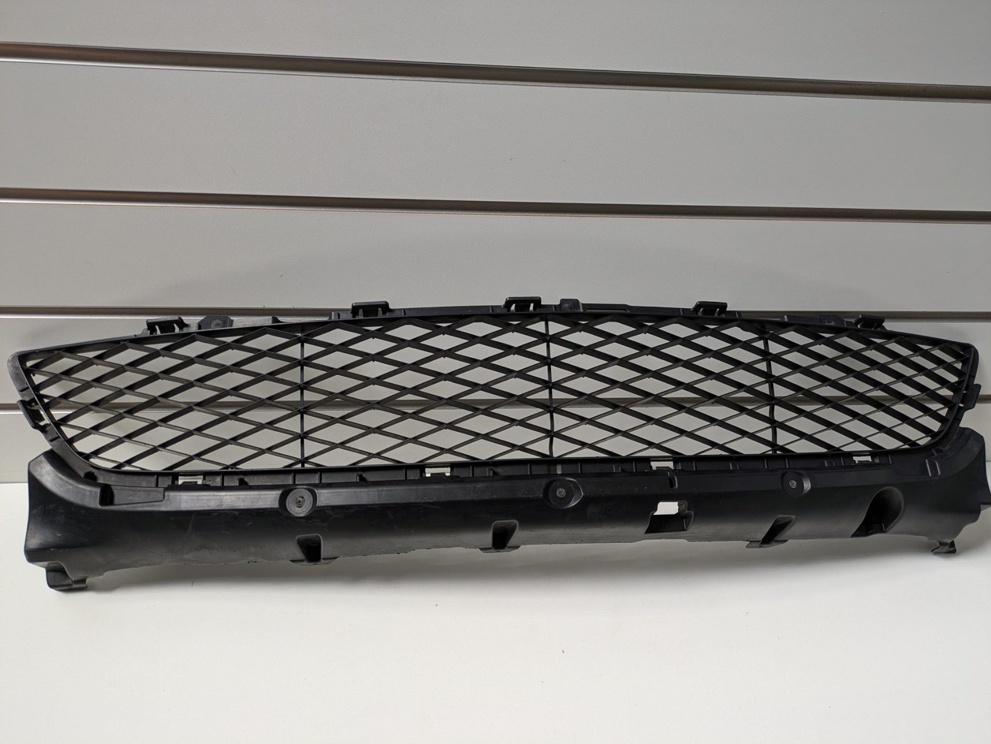 Genuine Front Bumper Grill Mazda 3 Axela BK 2004 – 2006 Used