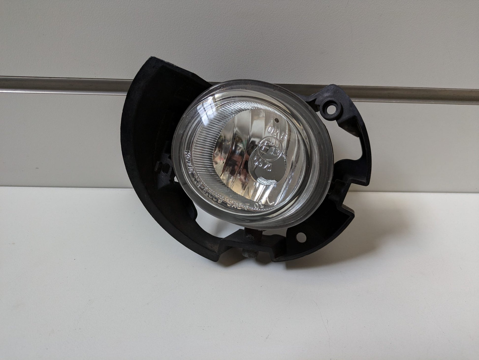 Genuine LH Fog Light With Bracket Mazda Verisa 2004 - 2015 Used