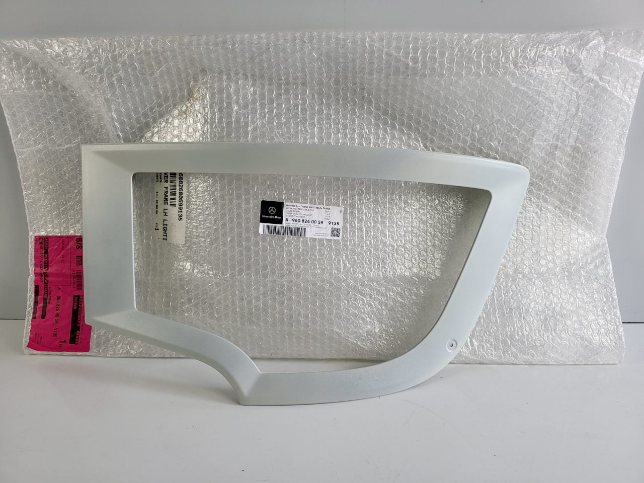 Genuine LH Front Bumper Grill Spoiler Molding Mercedes Actros MP5 2546 2651 2018-2025 New
