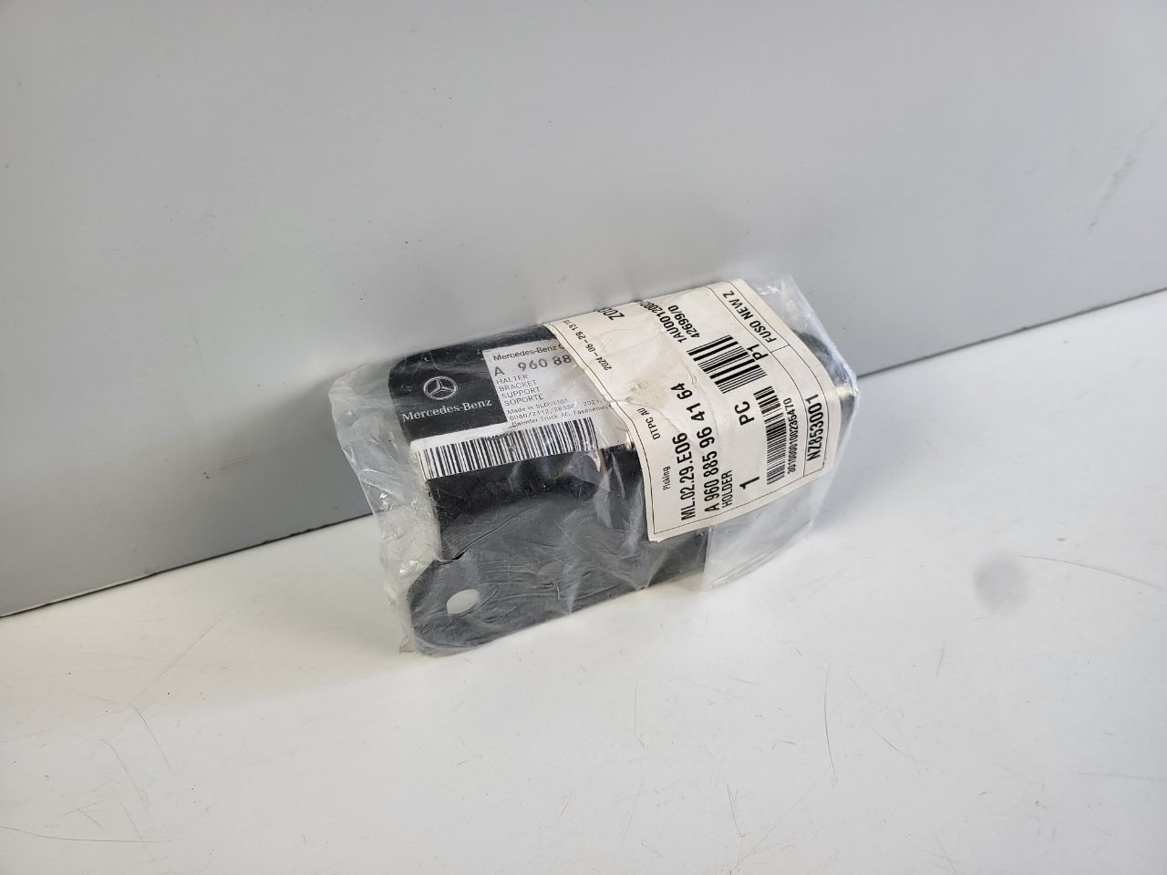 Genuine LH NS Underride Guard Bracket Mercedes Actros MP5 2546 2651 New