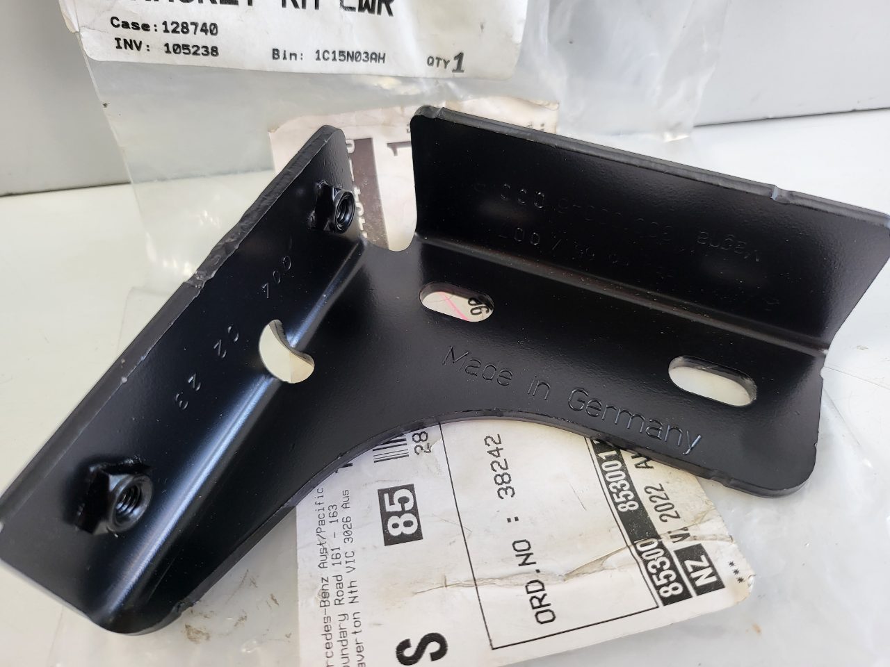 Genuine Lower Right Support Bumper Bracket Mercedes Actros MP5 2546 2651 New