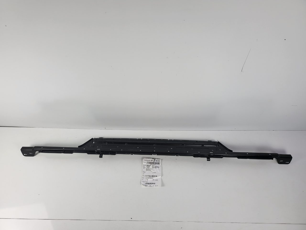 Genuine Front Bumper Footboard Mercedes Actros MP5 2546 2651 New 2018 2019 2020 2021 2022 2023 2024