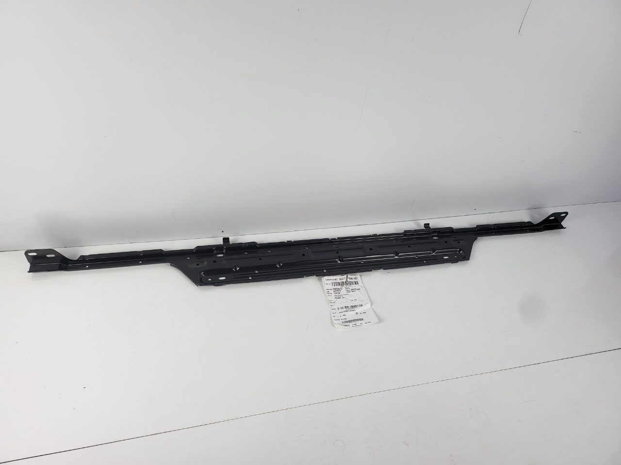 Genuine Front Bumper Footboard Mercedes Actros MP5 2546 2651 New 2018 2019 2020 2021 2022 2023 2024