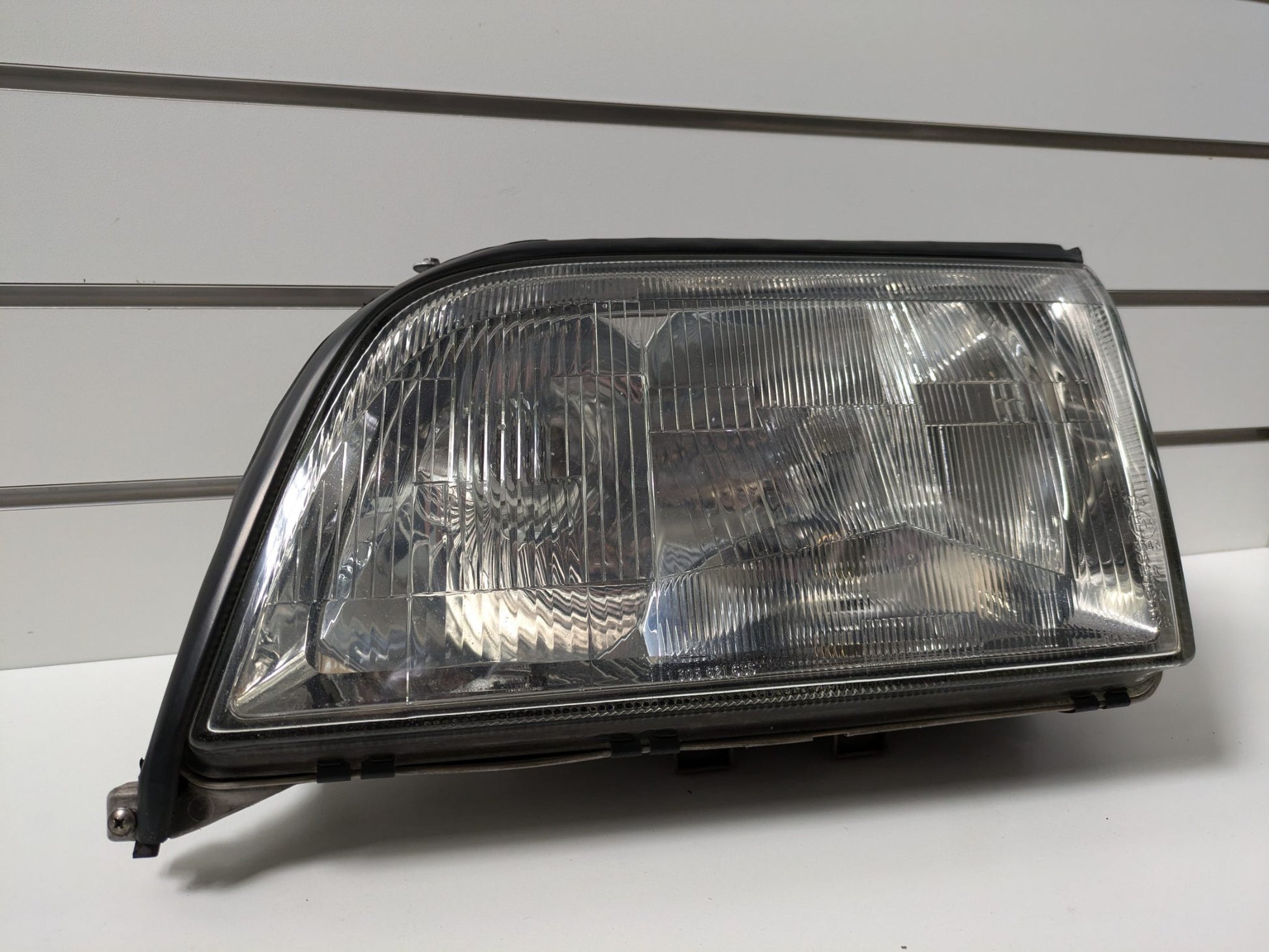 Genuine LH Headlight Mercedes S Class W140 1992 - 1999 Used