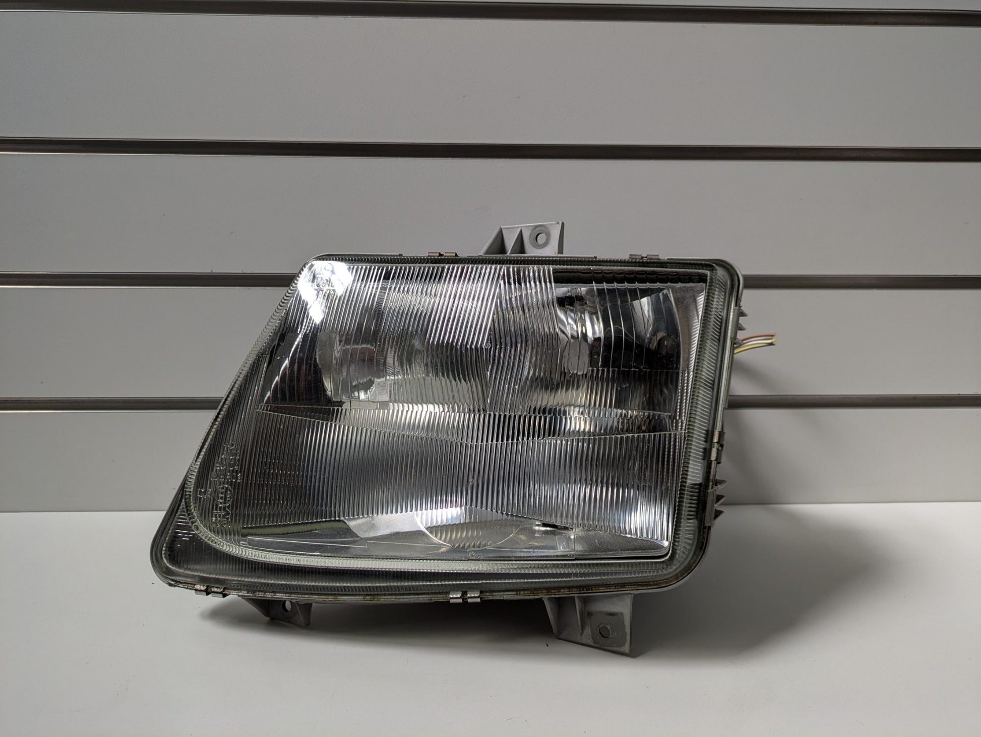 Genuine LH Headlight Mercedes V Class W638 1996 - 2003 Used