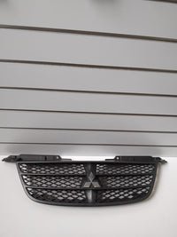 Genuine Grill Mitsubishi Airtrek Turbo CU ZE ZF 2001–2008 Used