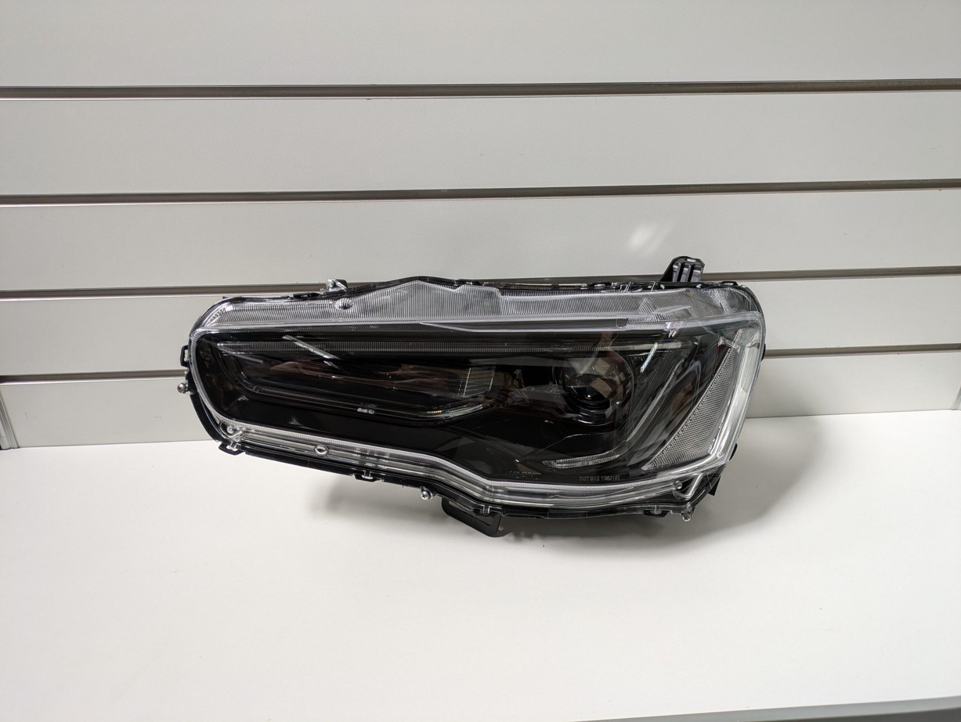 Vland LH Headlight Bi-Xenon Mitsubishi Evo X CZ4A 2008 - 2016 Used