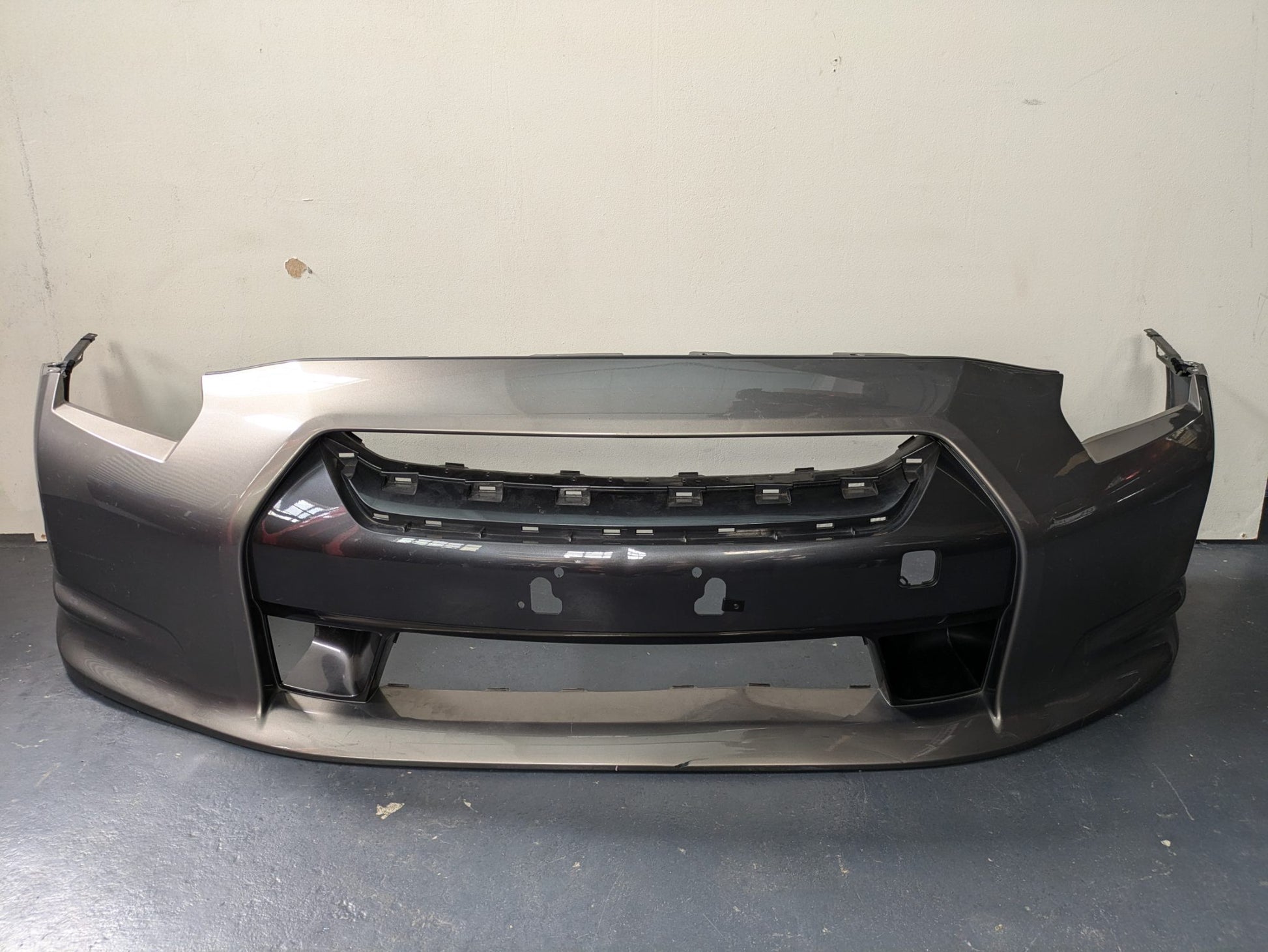 Genuine Front Bumper Nissan GT-R R35 2007 - 2011 Used