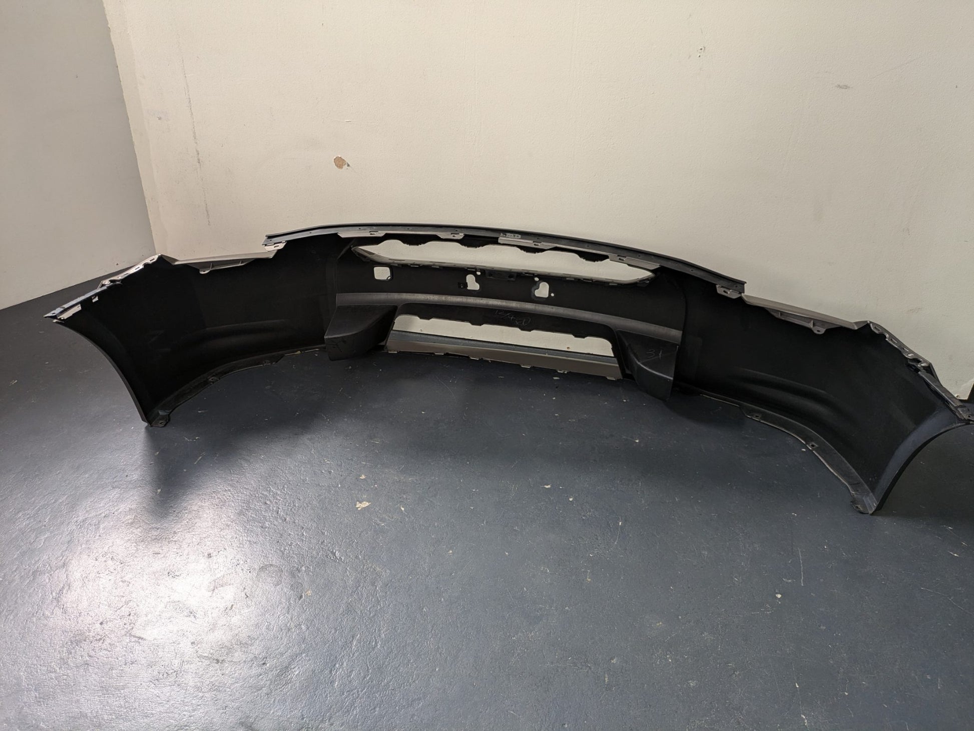 Genuine Front Bumper Nissan GT-R R35 2007 - 2011 Used