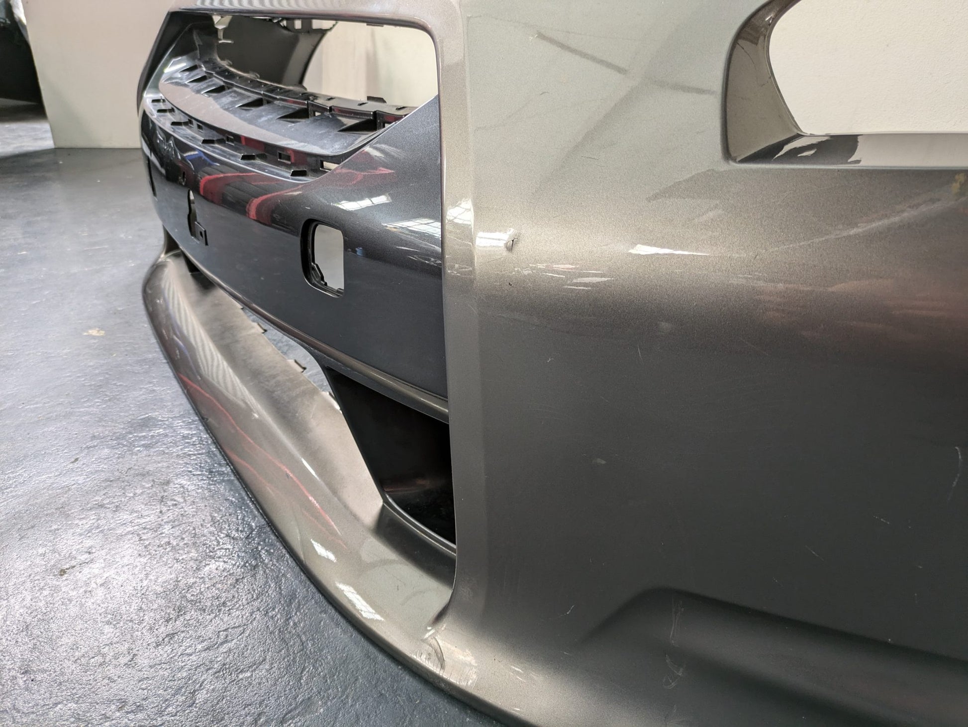 Genuine Front Bumper Nissan GT-R R35 2007 - 2011 Used