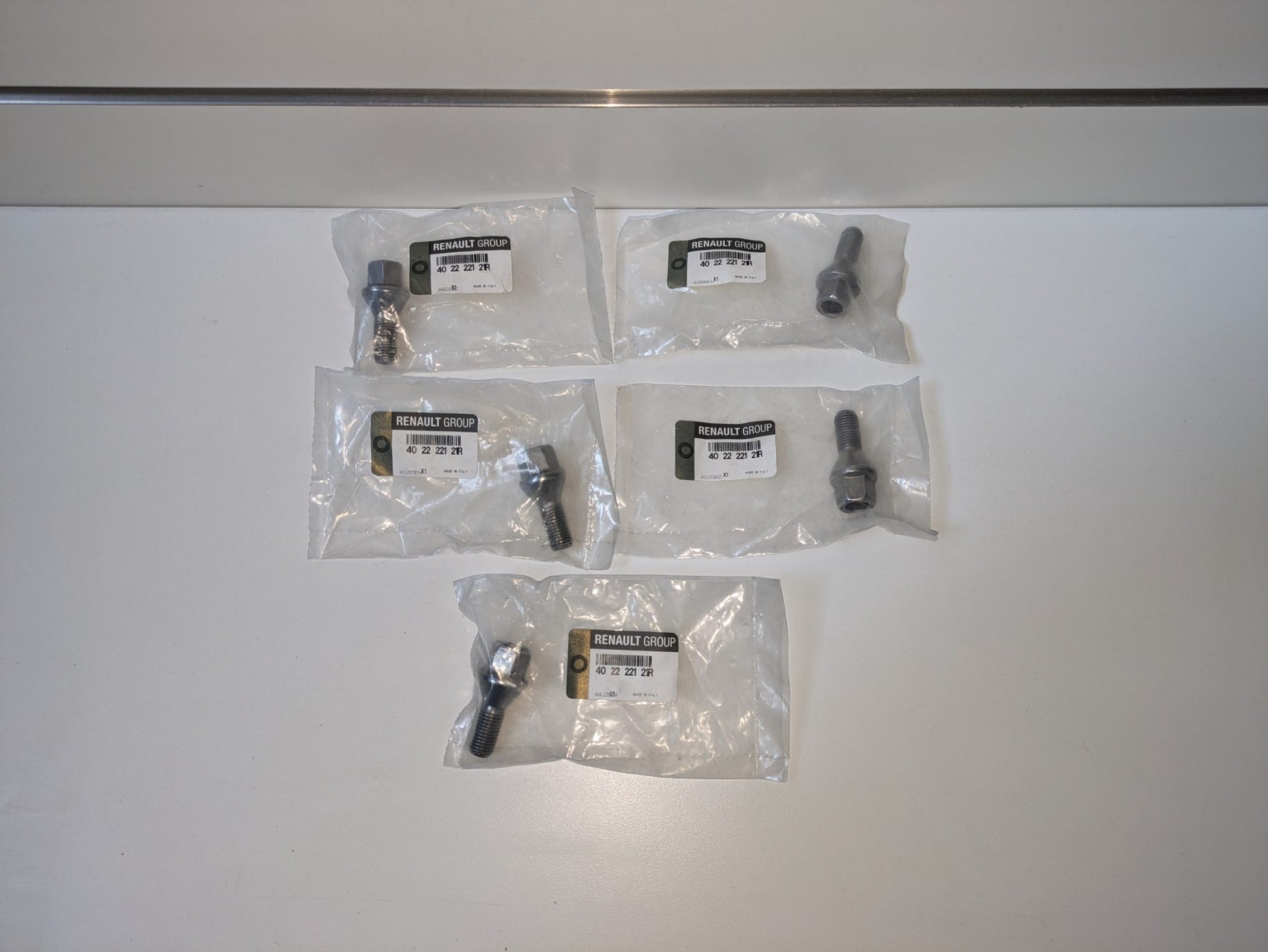 Genuine Renault Wheel Bolt Nissan & Renault Megane, Zoe, Lutecia, Kangoo, Sandero New