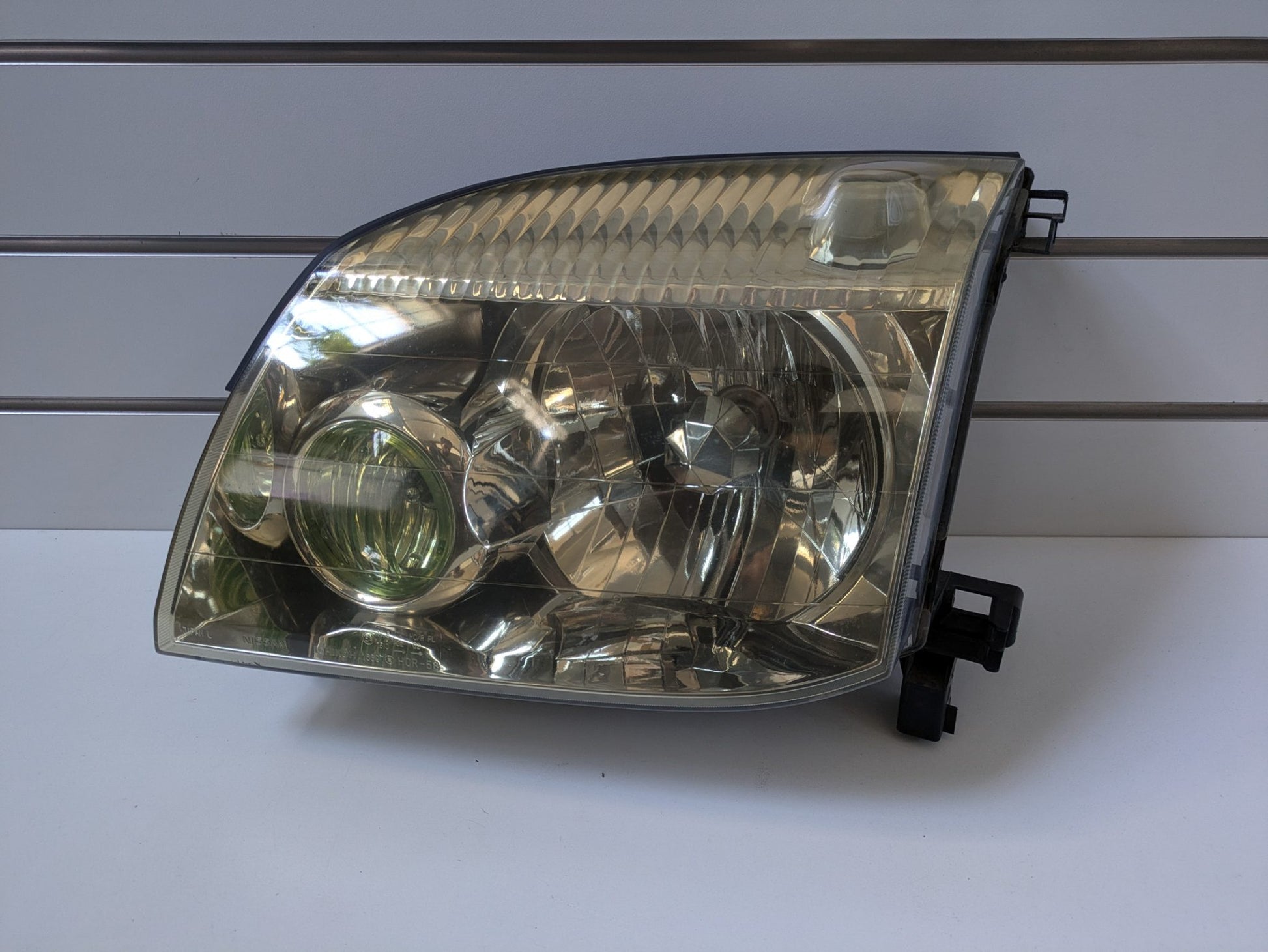 Genuine LH Headlight Nissan X-Trail T30 Pre Facelift 2003 - 2007 Used