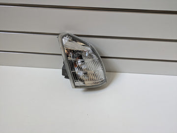 Genuine RH Corner Indicator Nissan X-Trail T30 Pre Facelift 2003 - 2007 Used