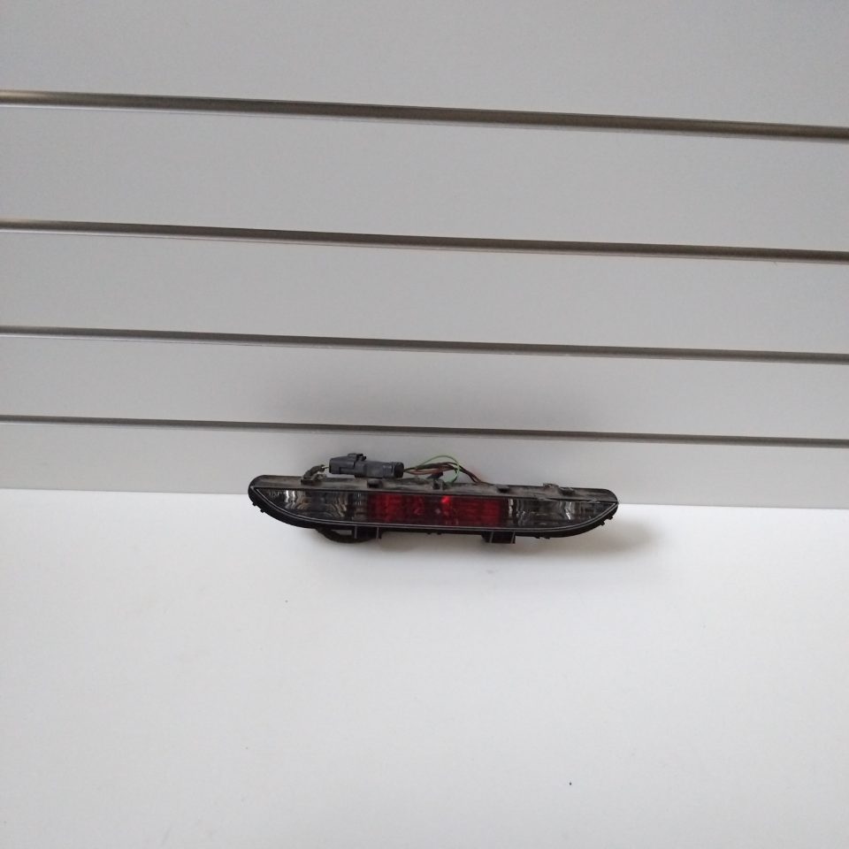 Genuine Reverse and Rear Tail Fog Light Peugeot RCZ T75 PFL 2009-2012 Used