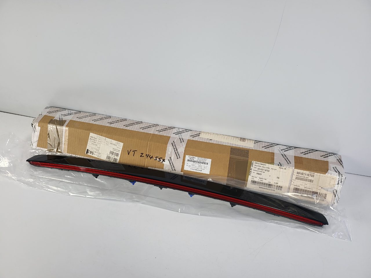 Genuine Rear Taillight Centre Stop Light Porsche 911 991.2 2015 - 2019