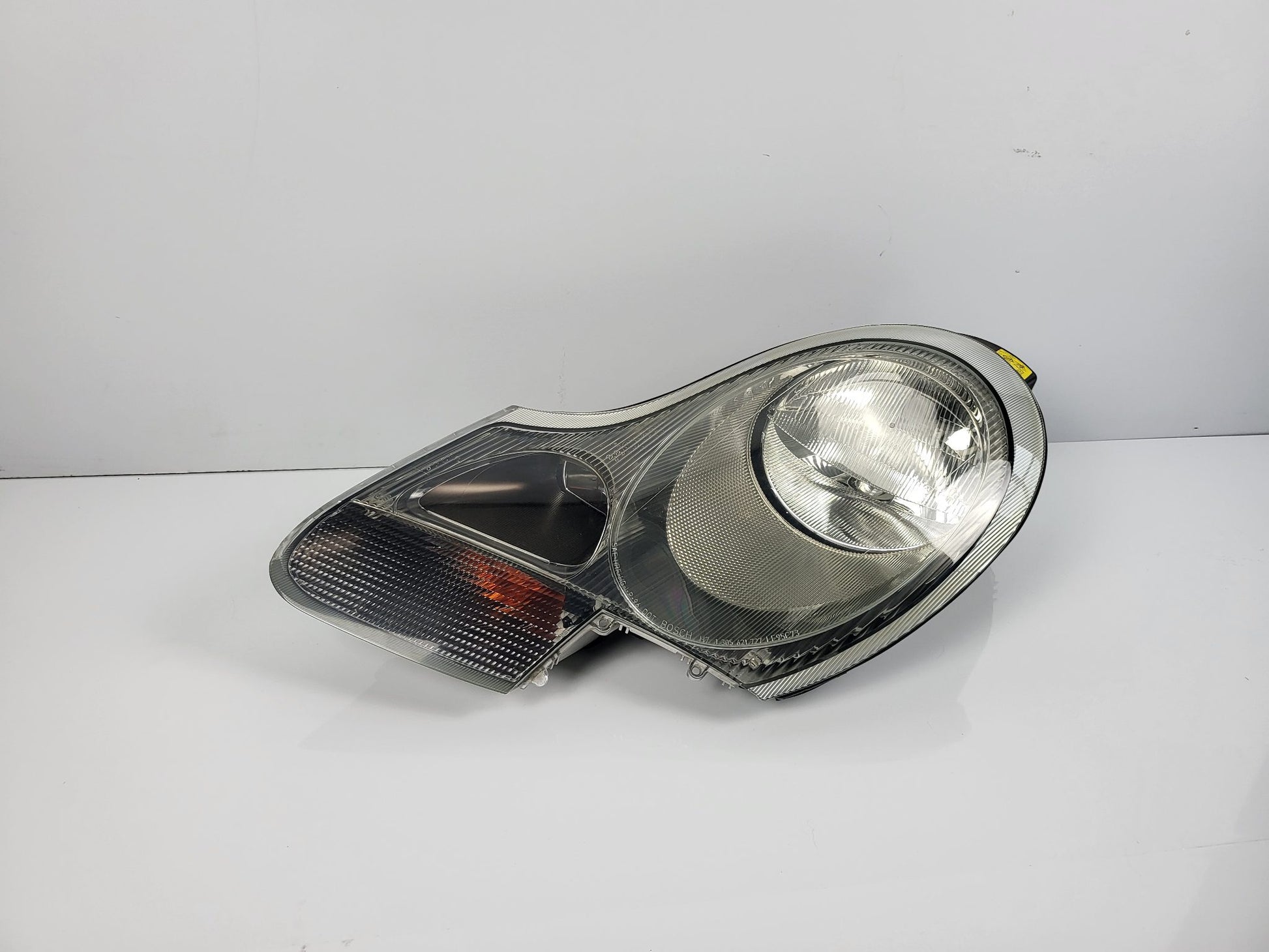 Genuine LH Headlight Porsche 911 996 996.1 PFL 1999 - 2001 Used