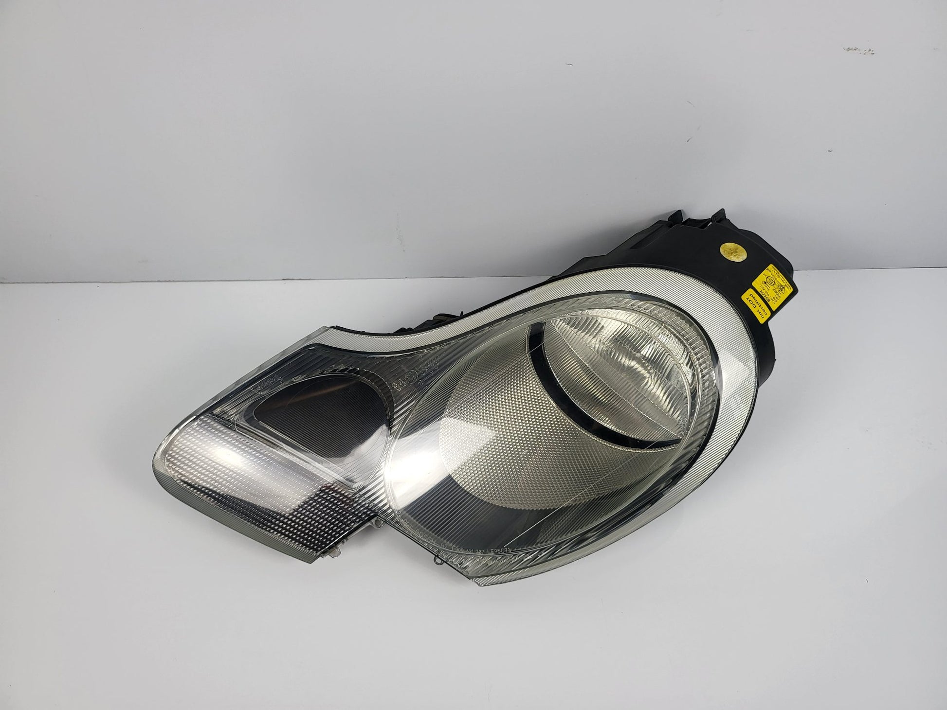 Genuine LH Headlight Porsche 911 996 996.1 PFL 1999 - 2001 Used