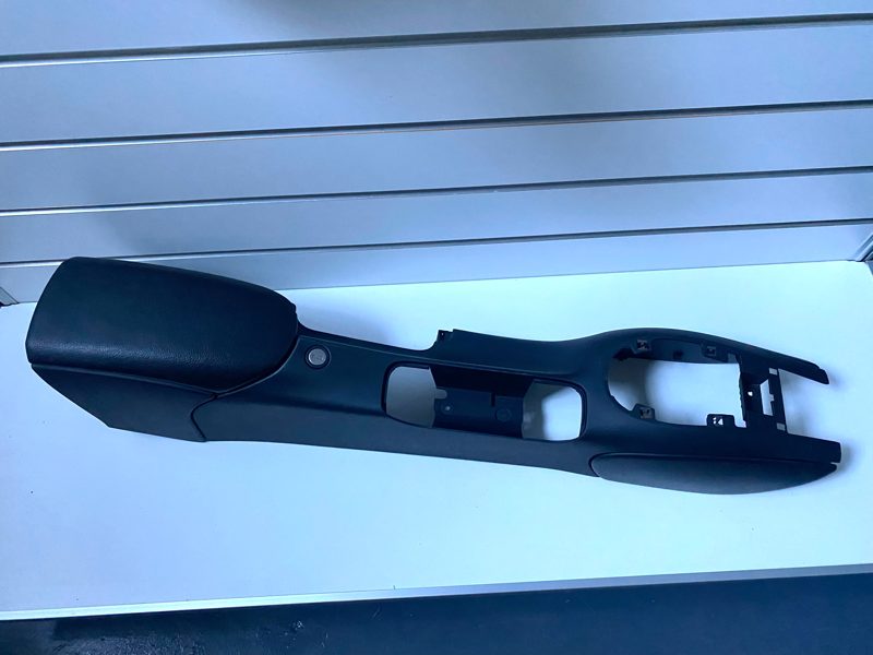 Genuine Porsche 911 996 Boxster 986 Center Console complete with leather armrest and side bolsters 1997-2004 Used