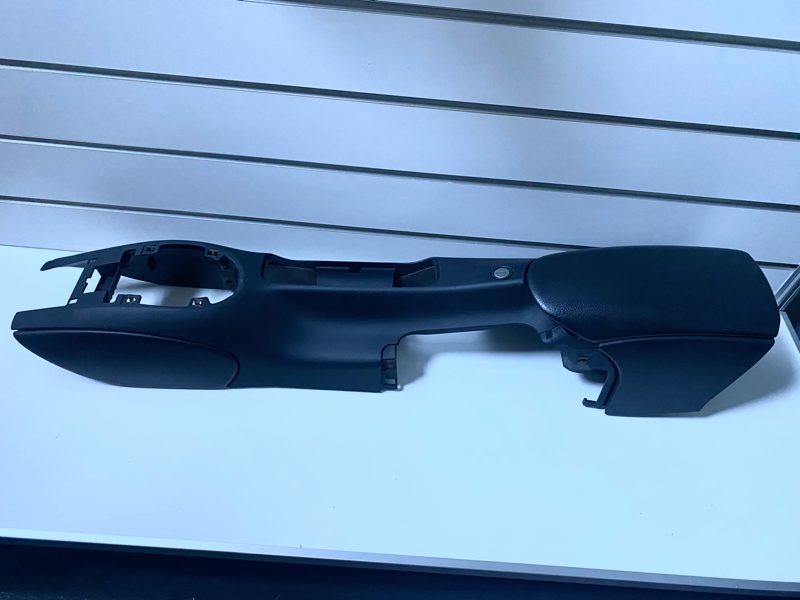 Genuine Porsche 911 996 Boxster 986 Center Console complete with leather armrest and side bolsters 1997-2004 Used