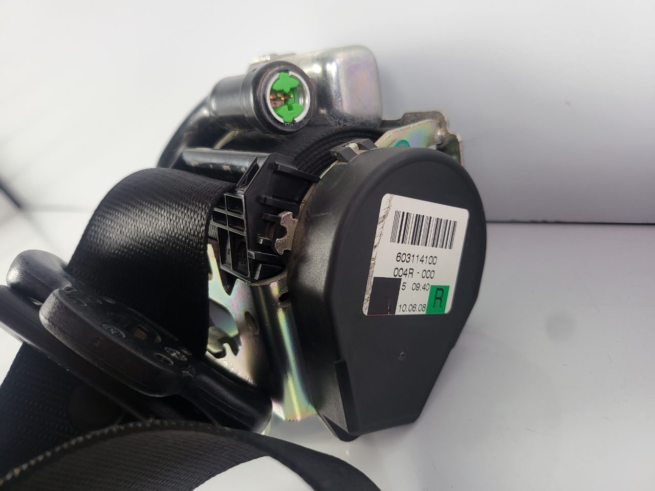 Genuine RH Seatbelt Drivers Belt Porsche 911 997 2004 - 2008 Used