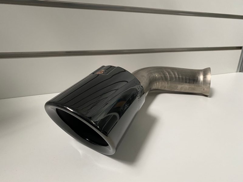 Genuine Left Hand Side Exhaust tip Porsche Cayenne 2015 - 2018 NEW