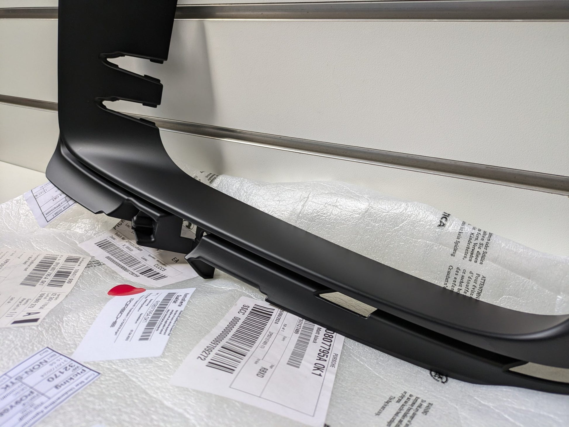 Genuine LH Bumper Grill Porsche Cayenne Turbo/Turbo S 9YA/9YB 2019 - 2023 New