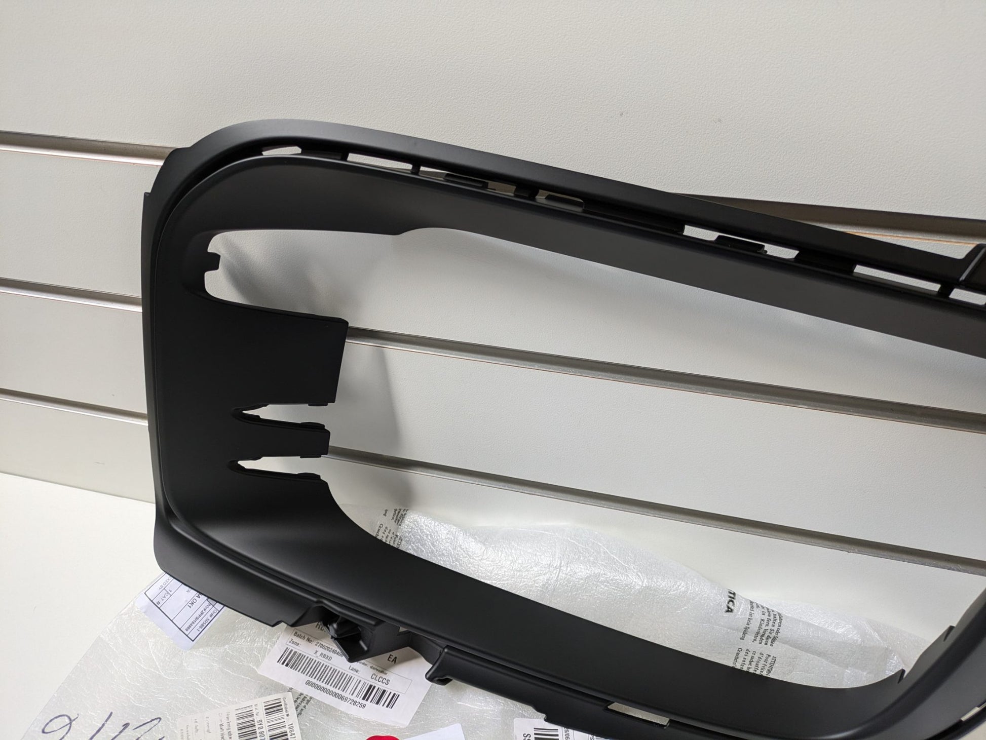 Genuine LH Bumper Grill Porsche Cayenne Turbo/Turbo S 9YA/9YB 2019 - 2023 New