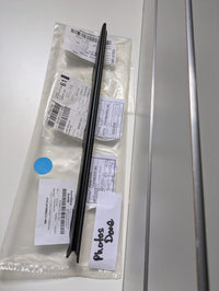 Genuine LH Centre Blade Grill Trim Porsche Cayenne Turbo/S 9YA/9YB 2019-2023 New