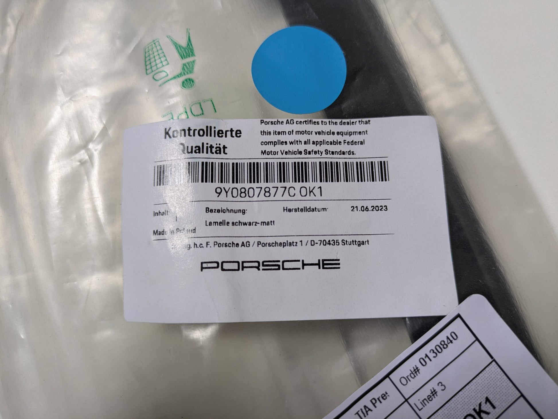 Genuine LH Center Molding Trim Porsche Cayenne Turbo/Turbo S 9YA/9YB 2019 - 2023 New