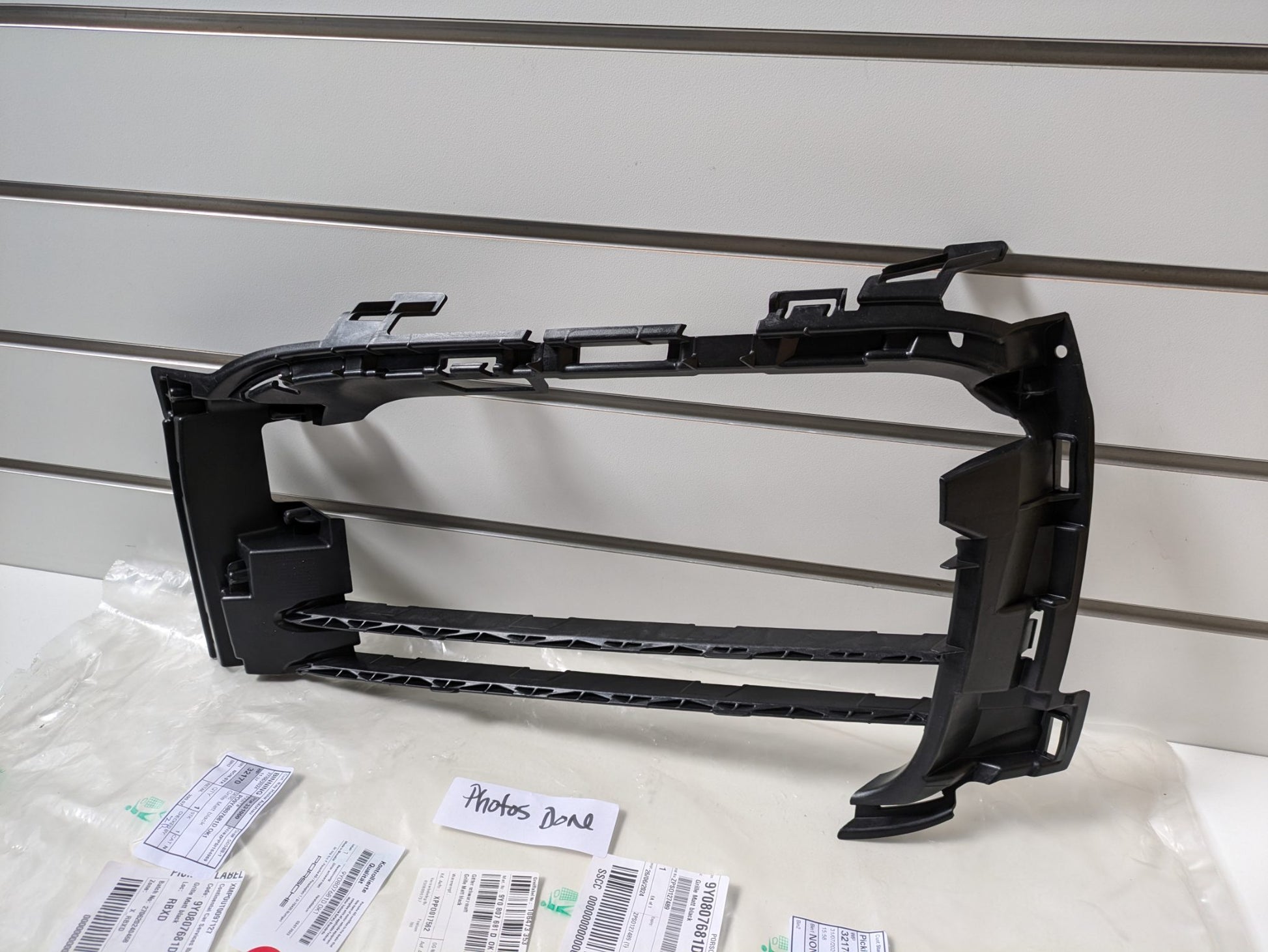 Genuine LH Grill Inner Frame Porsche Cayenne Turbo/Turbo S 9YA/9YB 2019 - 2023 New