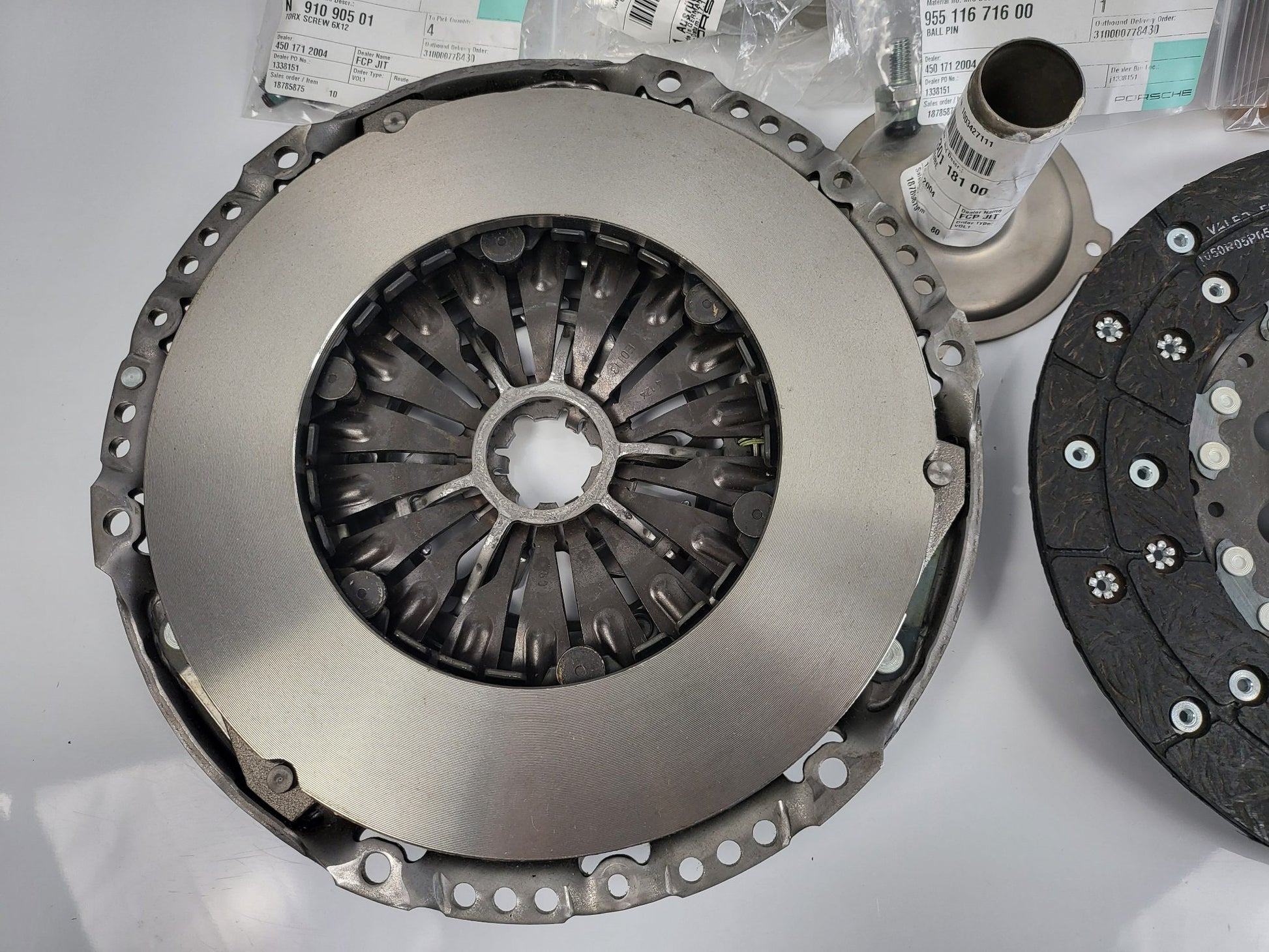 Genuine Porsche Clutch Kit Cayenne 958 V6 3.6L 2011-2014 NEW